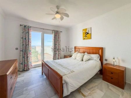 Piso de alquiler en Calle Calle Caracas, 2, Altos de Estepona - Foto 5