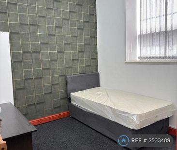 1 bedroom in a house share to rent - Photo 6