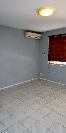 Conveniently Located Two-Bedroom Unit Close to Parramatta CBD - Photo 1