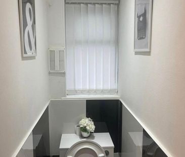 Room in a Shared House, Heights Way, LS12 - Photo 2