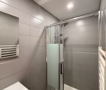 Location Appartement 2 pièces 47m² - Photo 6