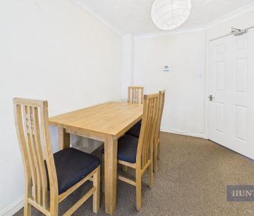 4 bedroom House To Let Total Size: 1152 SQ FT - Photo 3