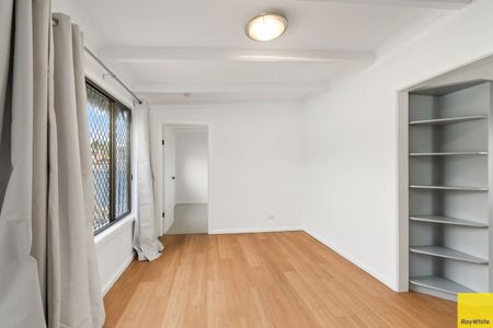 Freshly Renovated 4-Bedroom Home in a Prime Location! - Photo 4