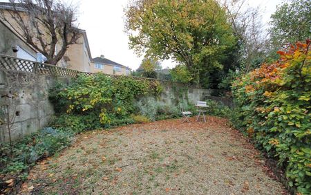 15 Lower Oldfield Park - Photo 4