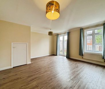 3 bedroom House To Let Total Size: 862 SQ FT - Photo 1
