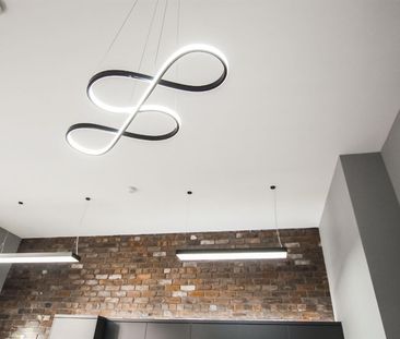 The Old Conservative Club, Irwell Terrace, Bacup - Photo 2