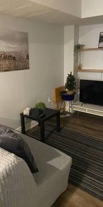 AVAIL SEPT 29 FULLY FURNISHED COZY 1 BDR APT - ALL INC-TORONTO - Photo 3