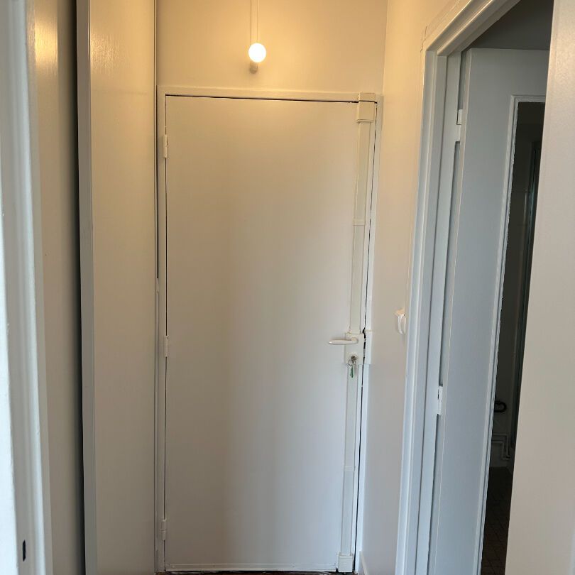 Apartment - Photo 1