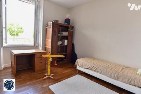 MAISON INDIVIDUELLE - LAVAL - Photo 4