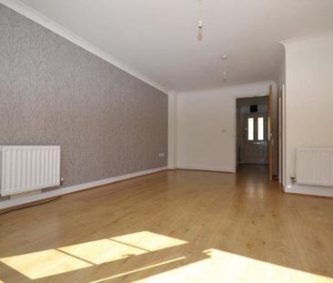 2 bed Semi-detached in Mermaid Close , Gravesend, DA11 9EF - Photo 2