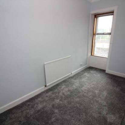 2 bedroom property to rent in Ayr - Photo 1