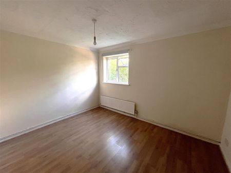 Kirkgate Street, Wisbech - Photo 3