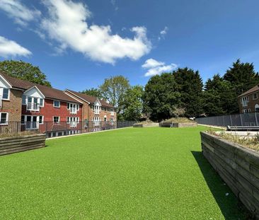 A contemporary apartment forming part of a modern development set i... - Photo 4