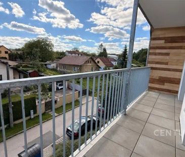 Pronájem slunného bytu 2kk s prostornou lodžií - Photo 3