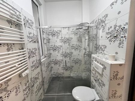 1052. Budapest Apáczai Csere János utca - Photo 4