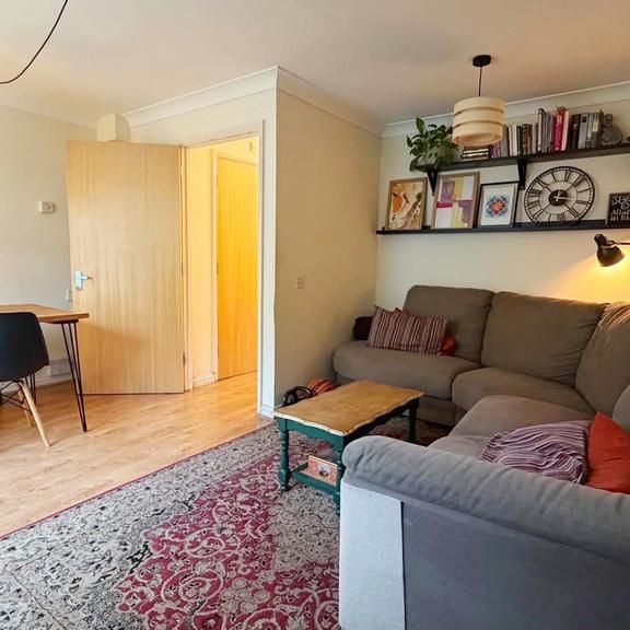 2 bedroom terraced house to rent - Photo 1