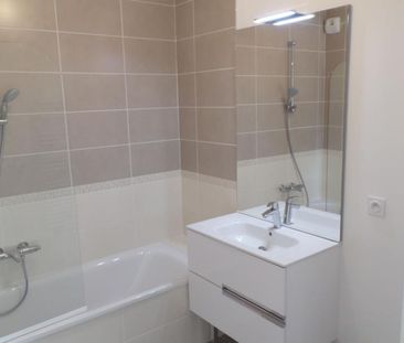 Location appartement 3 pièces - Photo 2