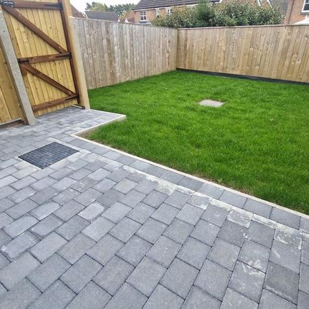 2 bedroom semi-detached house to rent - Photo 4