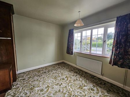 4 bedroom detached house to rent - Photo 5