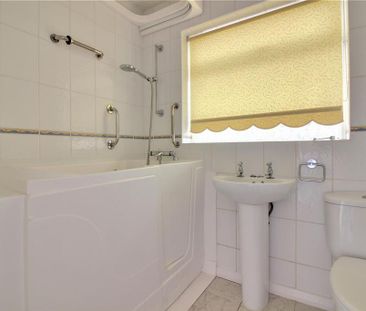 2 bedroom bungalow to rent - Photo 5