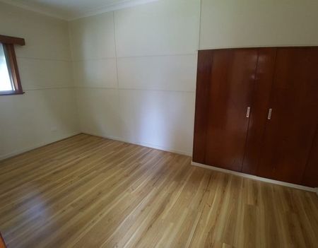 One Bedroom Unit In Quiet Loaction - Photo 2