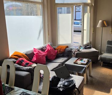 Appartement te huur in Antwerpen voor € 850 met 1 slaapkamer - Photo 1