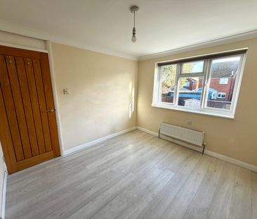 Ashlee Walk, Reading, Woodcote - Photo 4