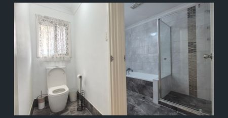 Convenient Location! - Photo 5