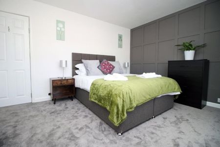 Brighton Road, Patchway - Photo 5