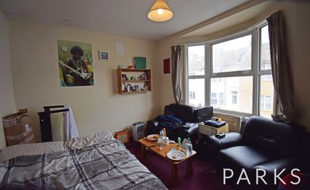 Edinburgh Road, Brighton, East Sussex, BN2 3HY - Photo 2