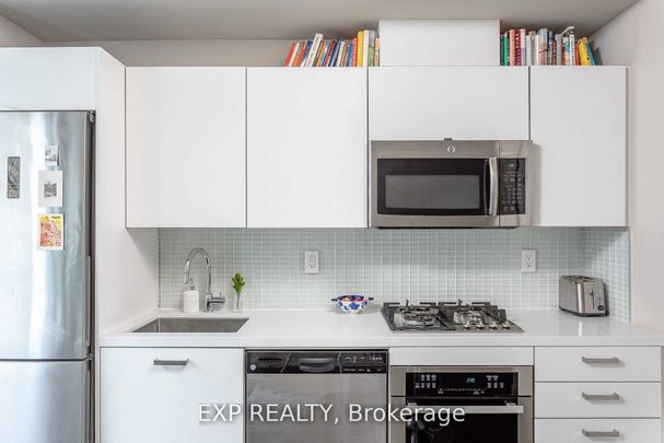 For Lease - 39 Brant Street Unit# 416, Toronto, Ontario - Photo 1