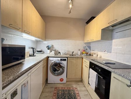 1 bedroom flat to rent - Photo 3