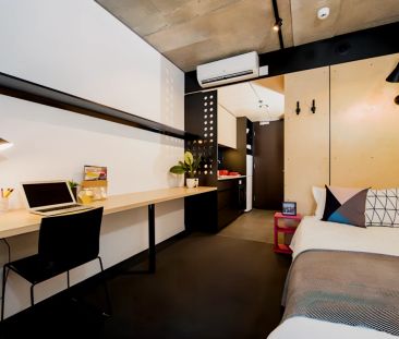 Studio Standard - Photo 1