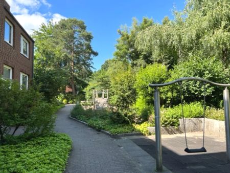 Modernisierte Familienwohnung mit Balkon in Fuhlsbüttel - Foto 3