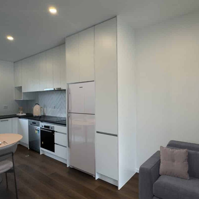 Otahuhu Gem; Light, Bright and Ready for You! - Photo 1