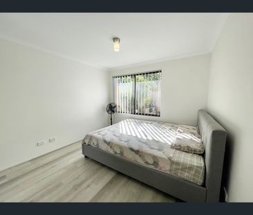 9/9 Pulchella Street, Wattle Grove, WA 6107 - Photo 2