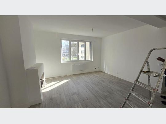 Appartement à Louer à LILLE 1100 € - Photo 1