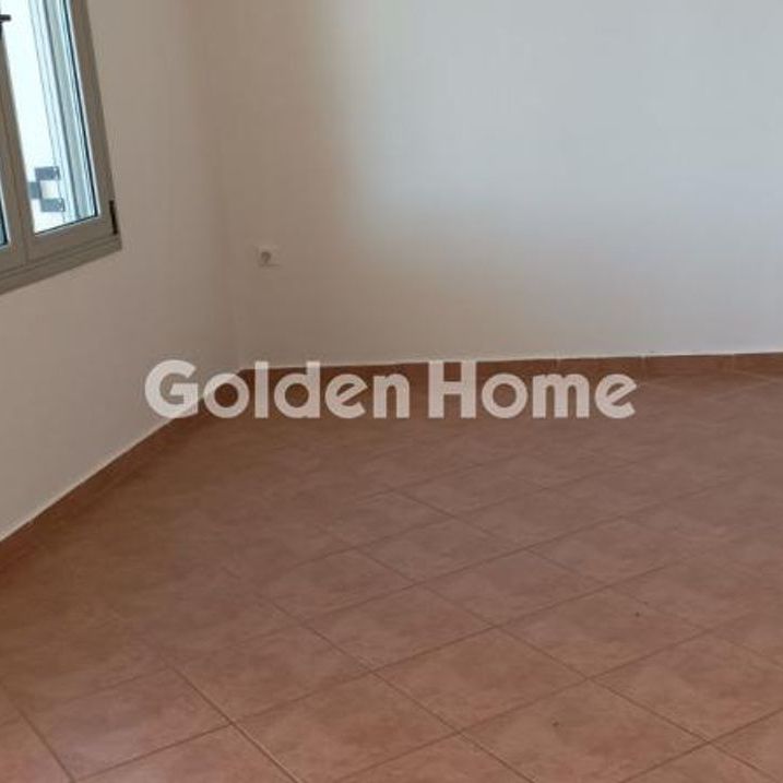 Ενοικίαση κατοικίας, 65 τ.μ., Καλύβια Θορικού, 550 € - Photo 1