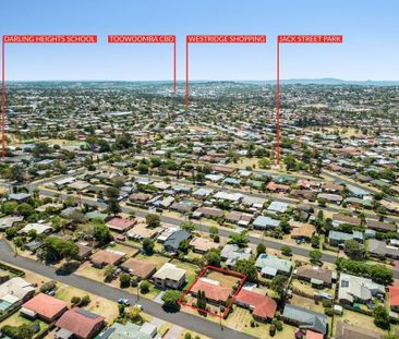 13 Gloucester Crescent, Darling Heights QLD 4350 - House For Rent |... - Photo 6