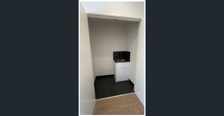 6 Castlecrag Wy,, Strathtulloh, Vic 3338 - Photo 2