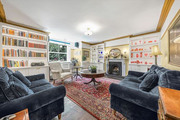 Spacious garden apartment with private patio and generous entertaining space in the heart of Belsize Park - Photo 1