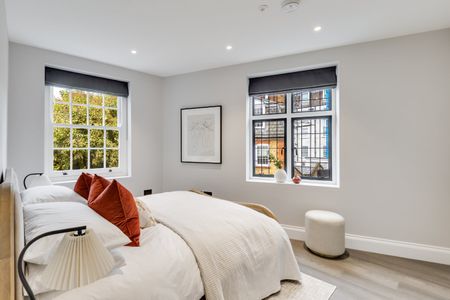 St. Johns Wood High Street, St John's Wood, London, NW8 7SH - Photo 4