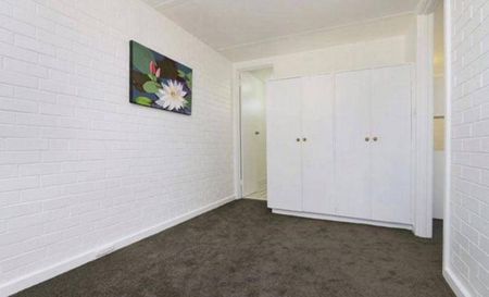 EXPERIENCE A COZY AND QUIET LIFESTYLE IN THE HEART OF NORTH PERTH - Photo 5