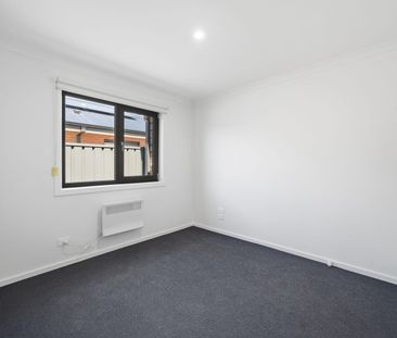 Brand new family home! - Photo 3