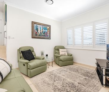 2/36 Watkins Road, Baulkham Hills NSW 2153 - Townhouse For Rent | D... - Photo 6