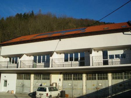 NEU - Zentrumsnahe 4-Zimmer-Wohnung mit Balkon in Kapfenberg zu mieten ! - Photo 3