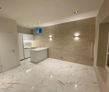 Appartement 2 pièces rénové avec finitions haut de gamme à louer à ... - Photo 2