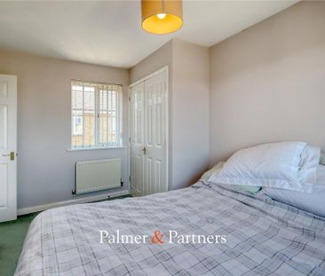 2 bedroom end of terrace house to rent - Photo 5