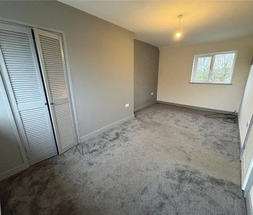 2 bedroom semi-detached house to rent - Photo 2