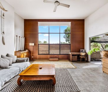 Light-Filled Beachside Home with Effortless Coastal Charm! - Photo 2